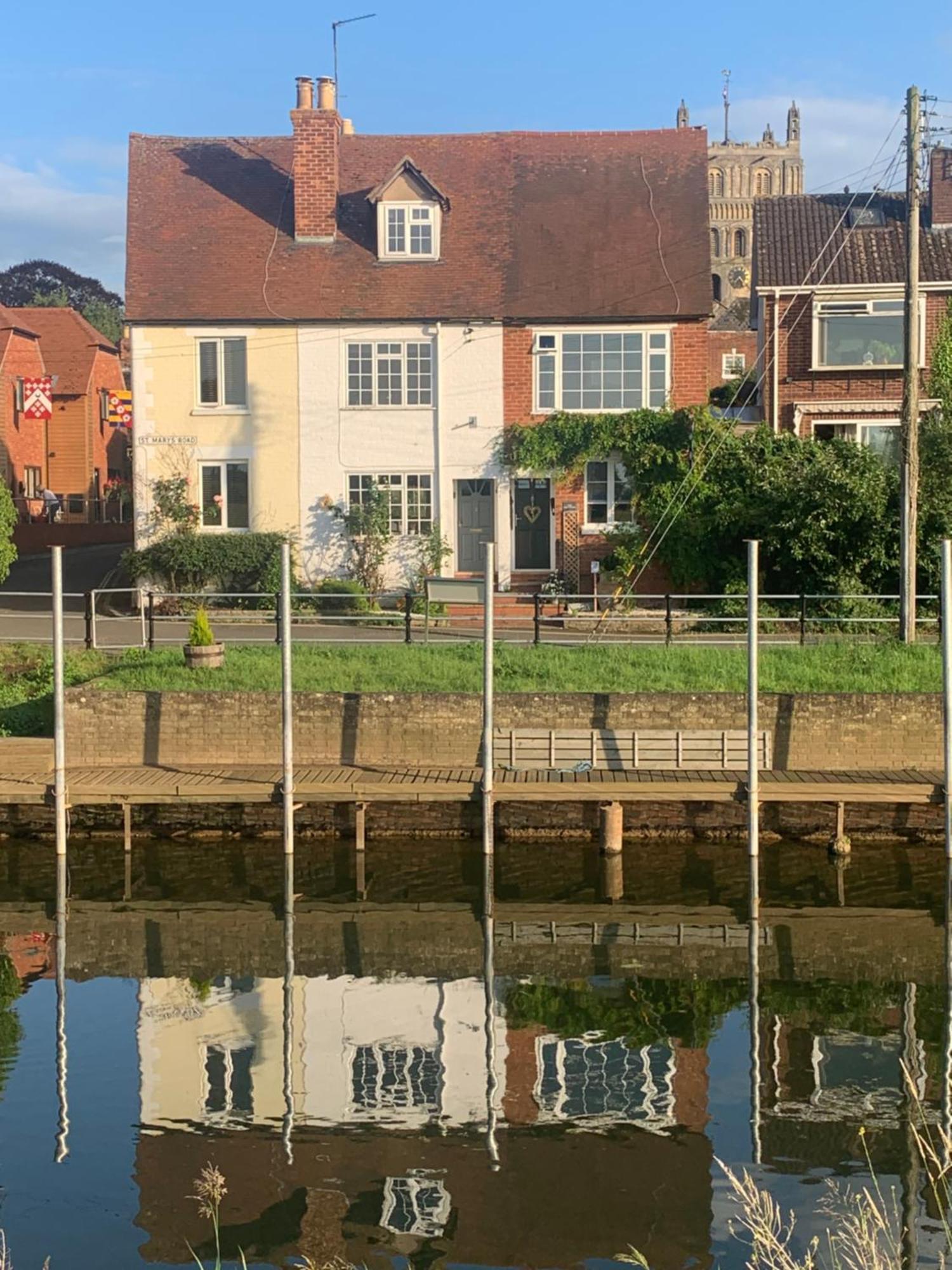 Riverside Cottage Tewkesbury Dış mekan fotoğraf